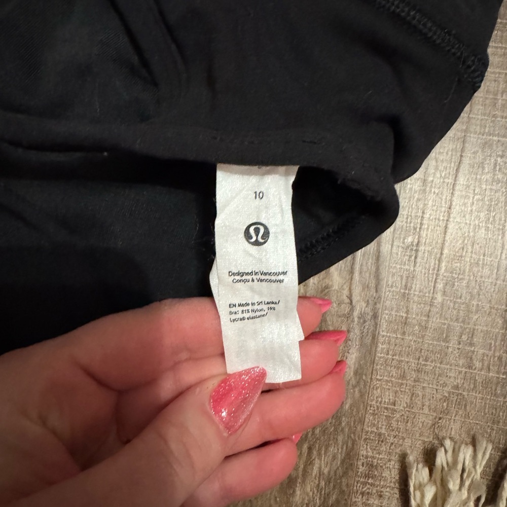 Lululemon Athletica Align Sweetheart  Black Bra * light support - Picture 3 of 4